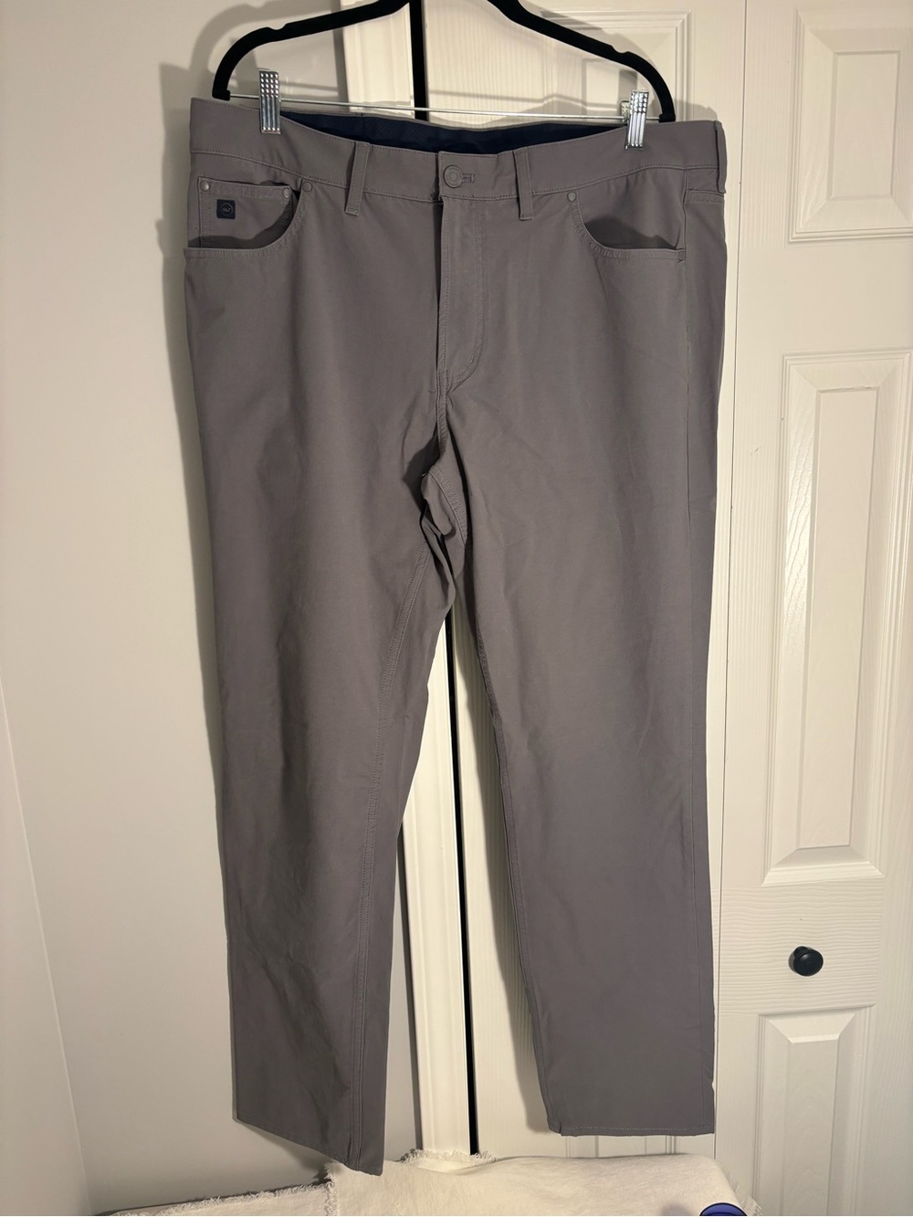 Vineyard Vines Men's Gray Chinos